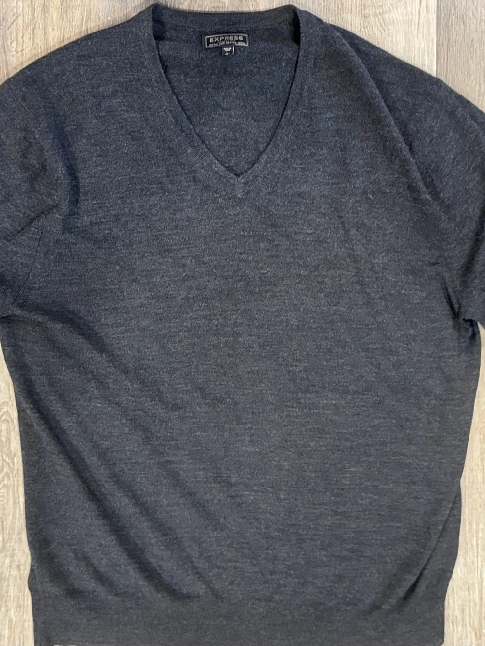 Express Men's V-Neck Merino Wool Sweater in Charcoal Black